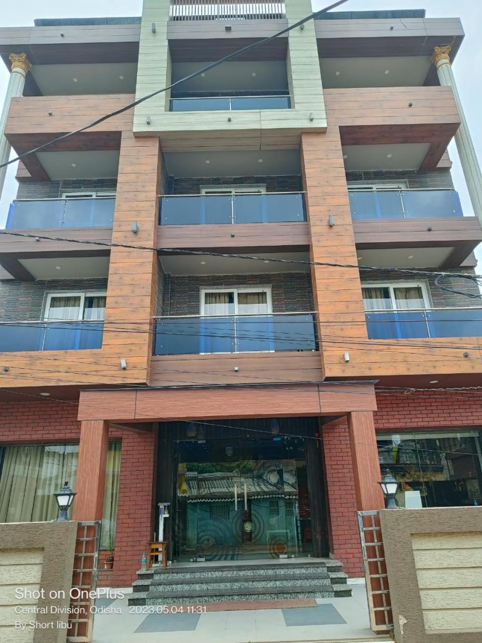 Hotel Kuber Palace ! Puri Near-Sea-Beach-And-Temple Fully-Air-Conditioned-Hotel With-Lift-And-Parking-Facility Exteriér fotografie