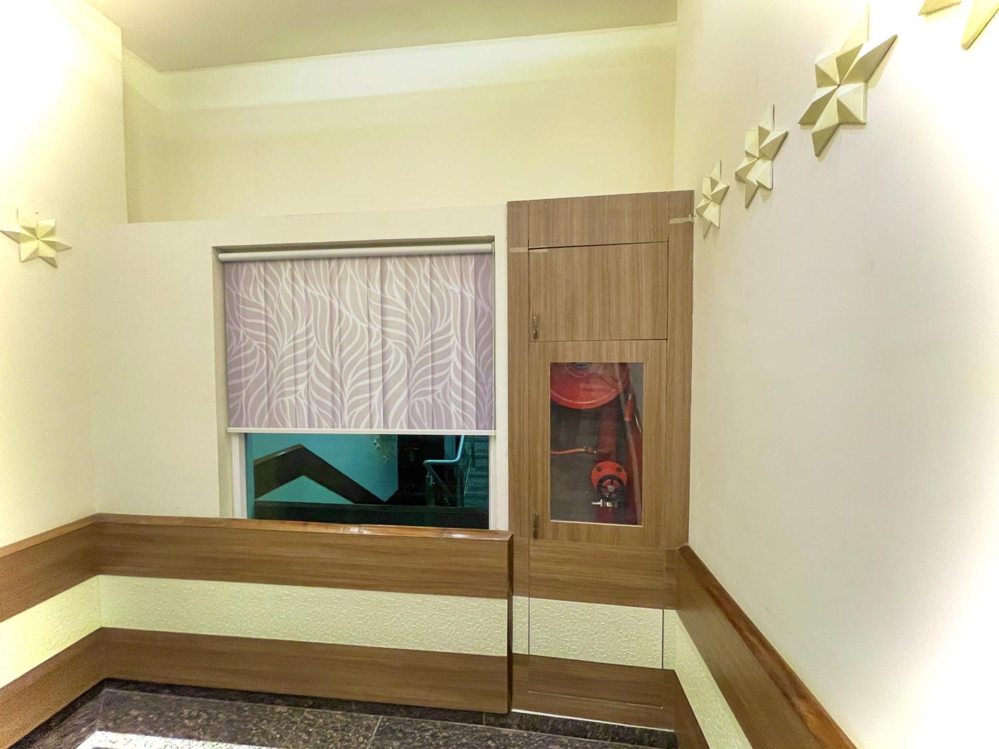 Hotel Kuber Palace ! Puri Near-Sea-Beach-And-Temple Fully-Air-Conditioned-Hotel With-Lift-And-Parking-Facility Exteriér fotografie